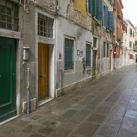 Apartment Campiello Squelini Venice